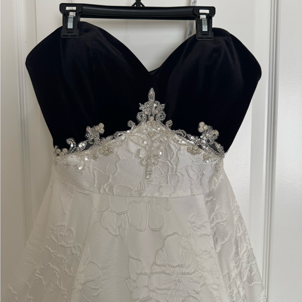 Robe De Soirée Courte Ellie Wilde By Mon Cheri - Taille 2 - Turquoise Avec Perles - Occasion TB
